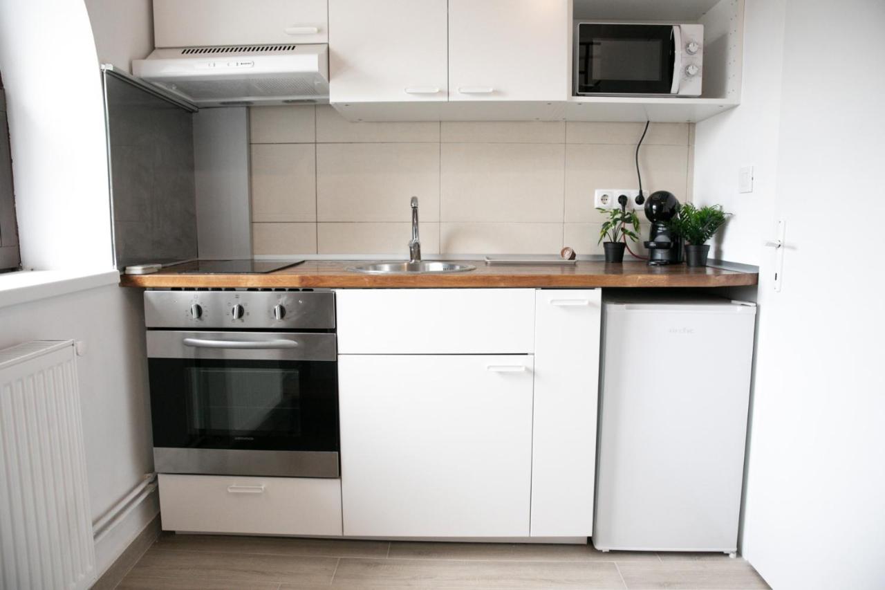 Selari Street Apartments Бухарест Экстерьер фото